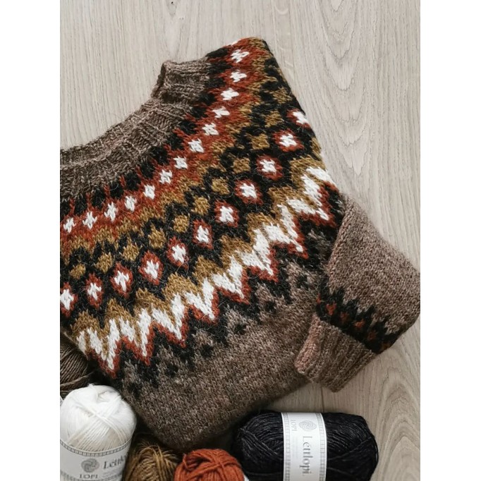 Autumn and winter retro sweater